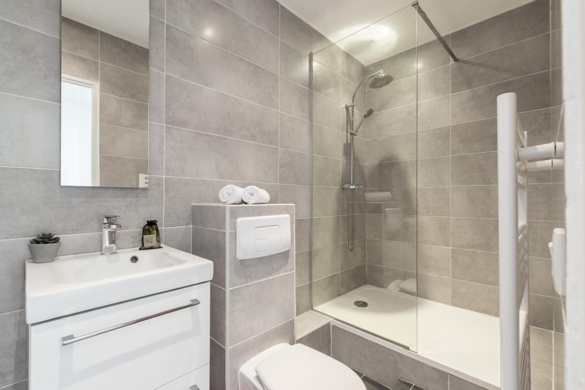 Magenta Square Central 1 Bdr With Ac Nicea Zewnętrze zdjęcie